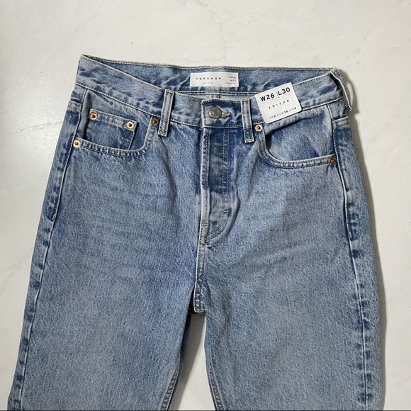 Topshop Editor Light Wash Distressed Jeans - Picture 6 of 15